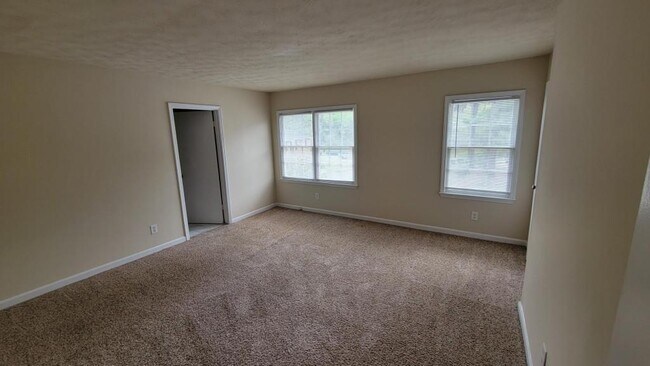 Building Photo - 2462 Lehaven Dr