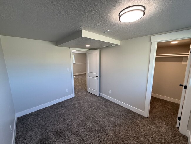 Building Photo - 3426 W 5300 S
