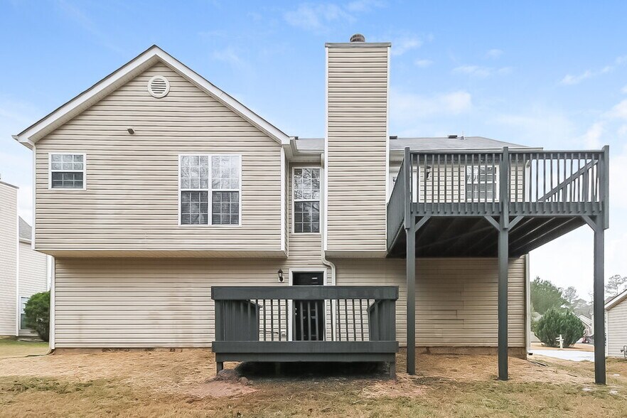 Building Photo - 9447 Rollinghills Dr