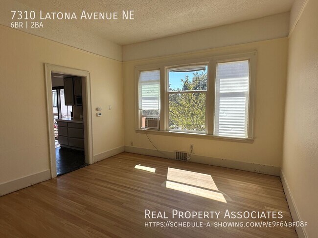 Building Photo - 7310 Latona Ave NE