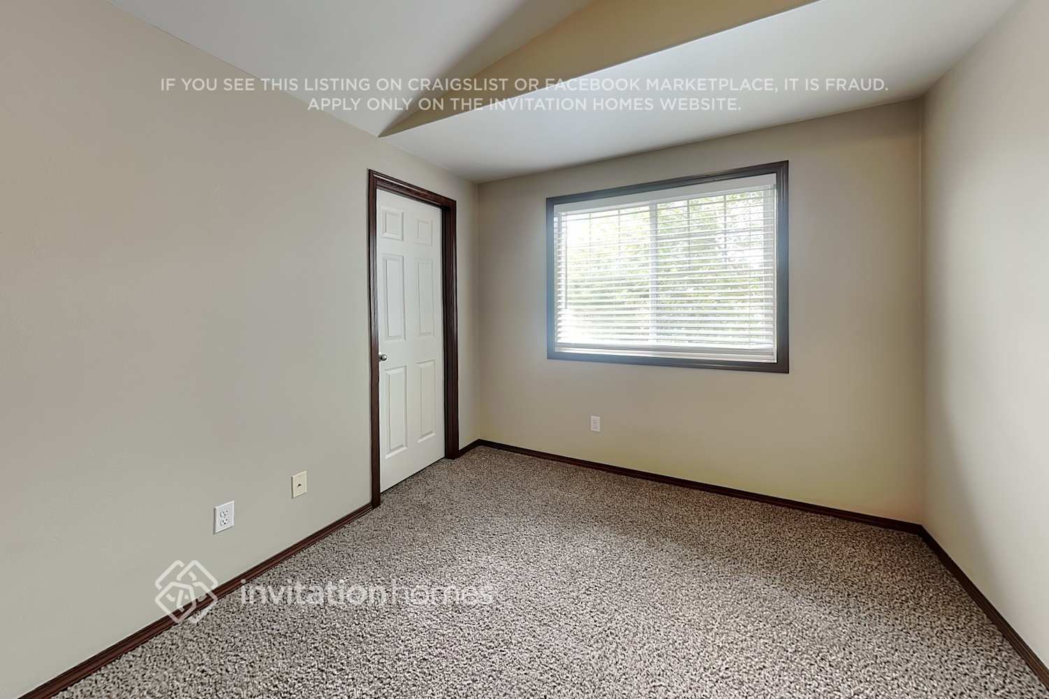 Building Photo - 14723 46th Ave NE