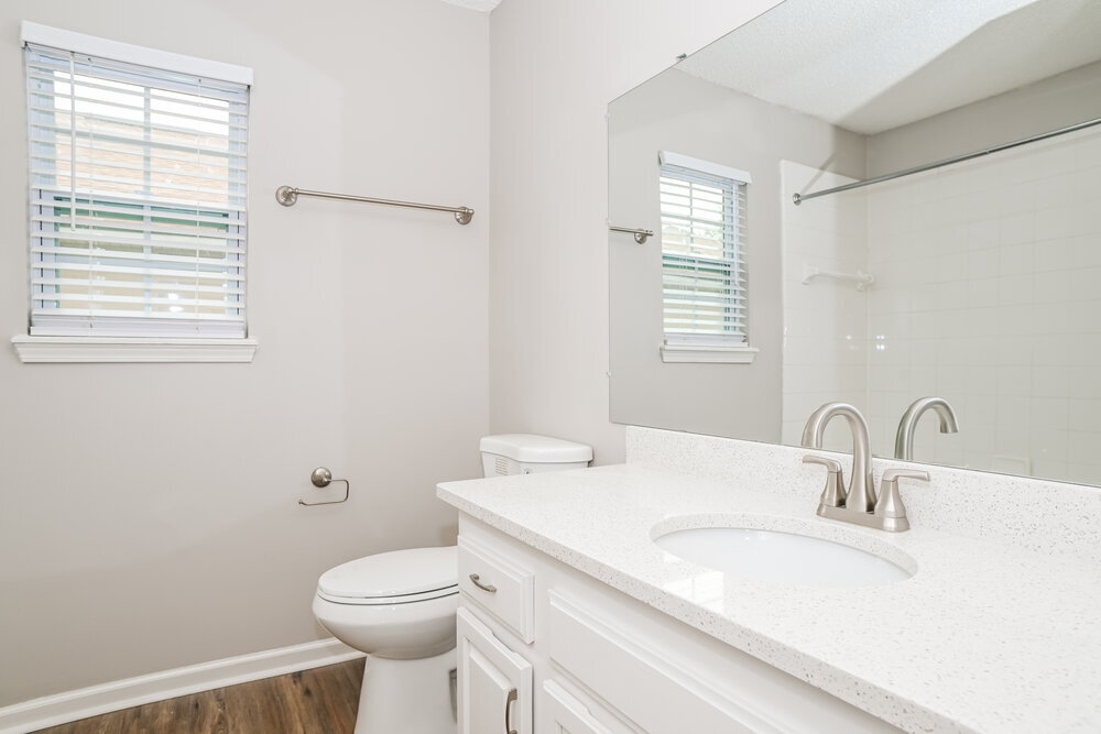 Building Photo - 8237 Abbeyfield Dr