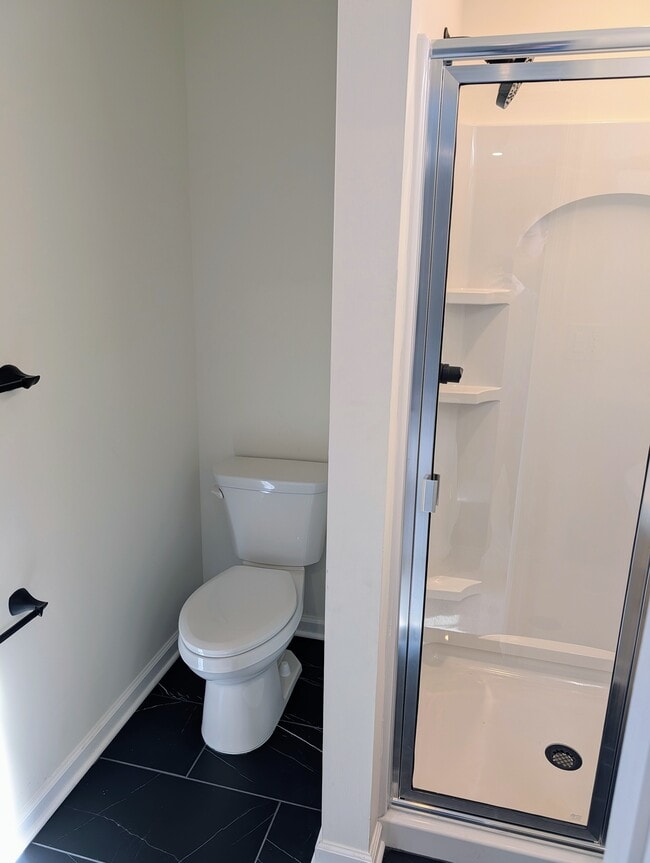 Building Photo - 105 Devonshire Ct