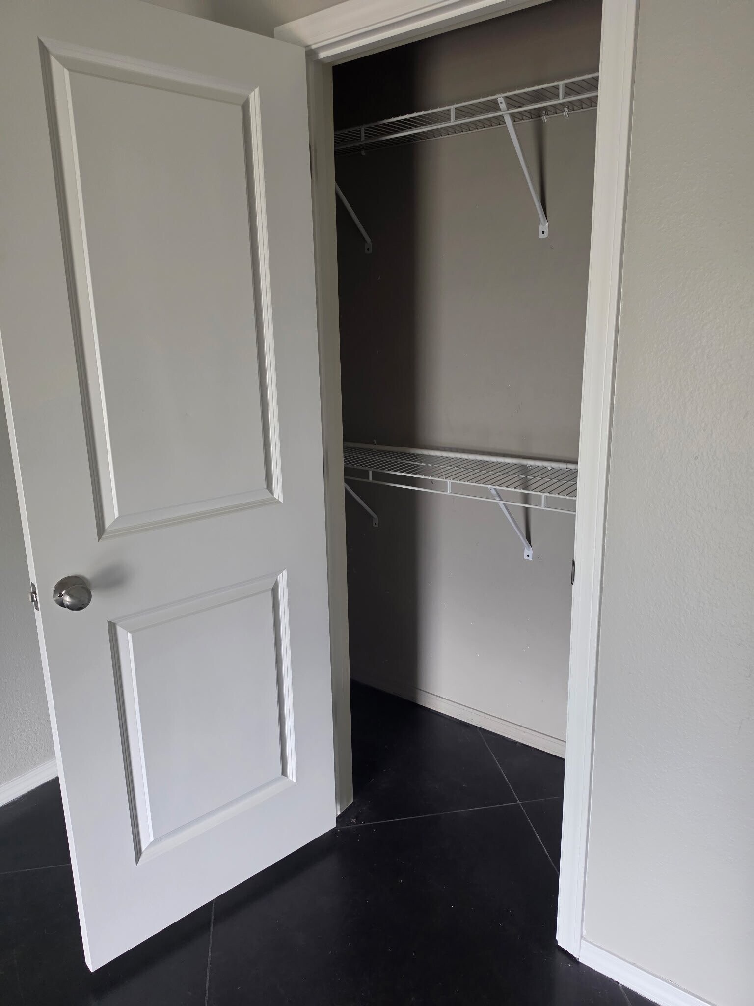 Building Photo - 607 Lochridge St