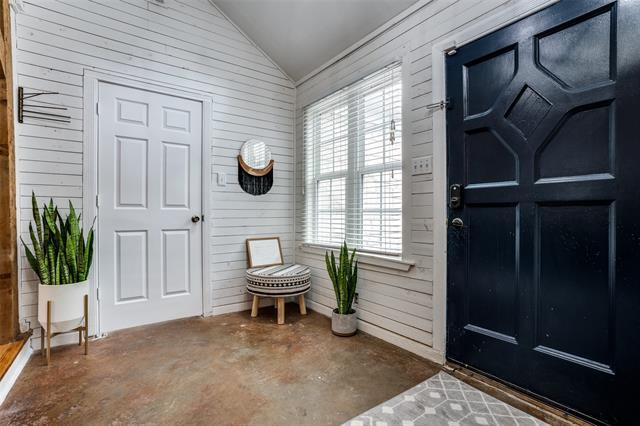 Building Photo - 619 N Hampton Rd