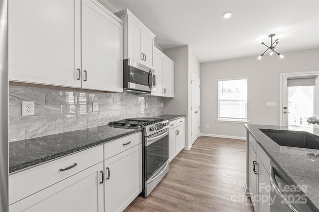 Building Photo - 5613 Amelia Ln