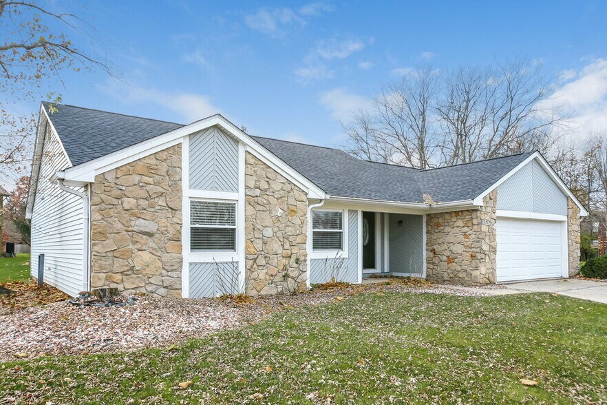 Building Photo - 7809 Hampton Pl