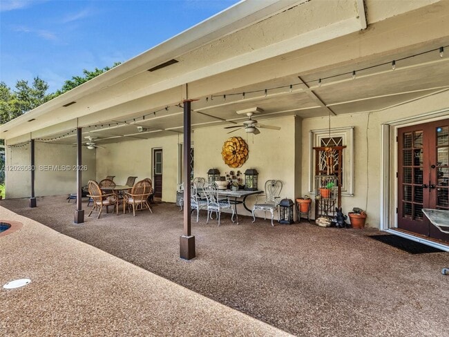 Building Photo - 5310 SW 109th Ave