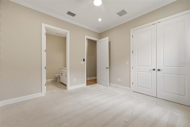 Building Photo - 7708 Moonbeam Ave
