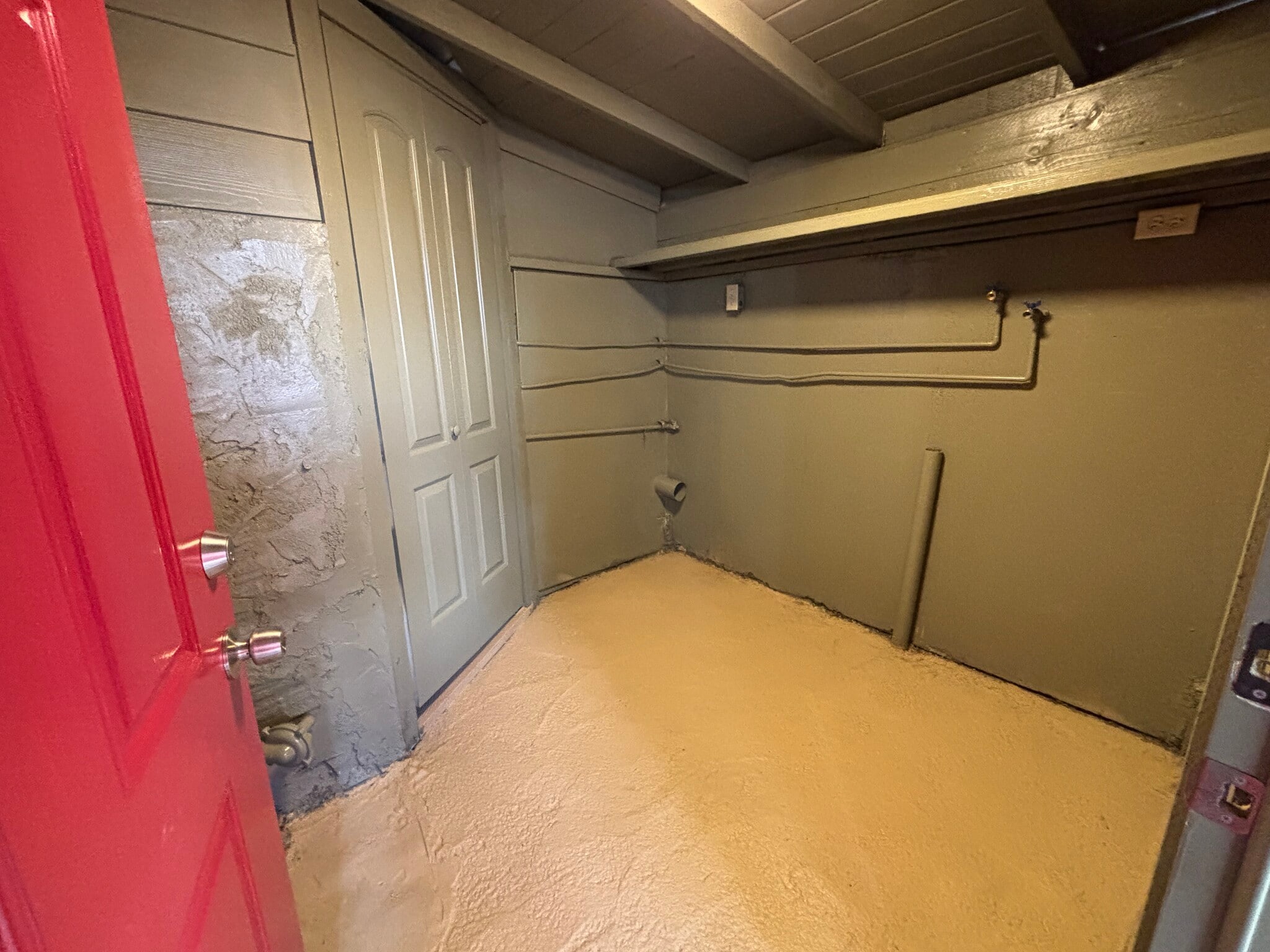 Building Photo - 4010 Pepper Dr