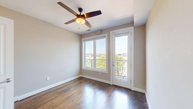 Building Photo - Stunning Three Bedroom Penthouse Condo W/Three Private Outdoor Spaces & Parking Included!