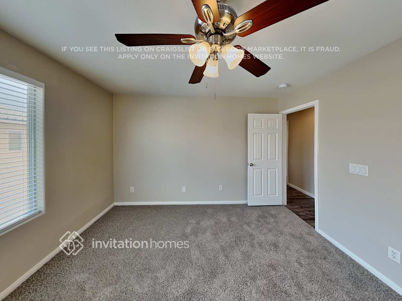 Building Photo - 1275 Sand Castle Ave