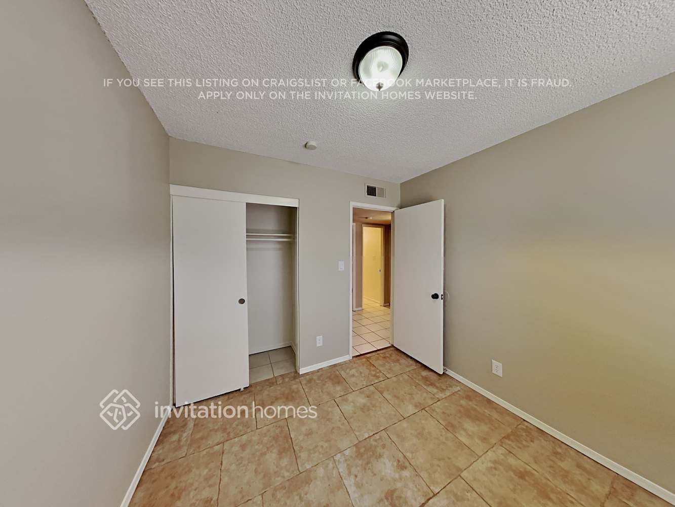 Building Photo - 3743 W Gelding Dr