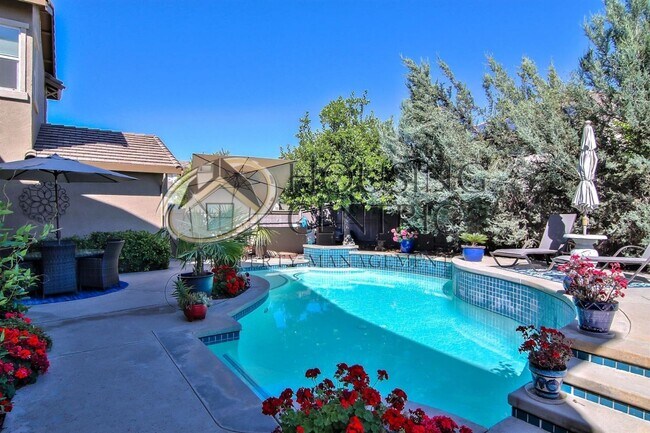 Building Photo - Serrano Executive 4bd/4.5ba Executive Home with Pool, Spa & 4-Car Garage!