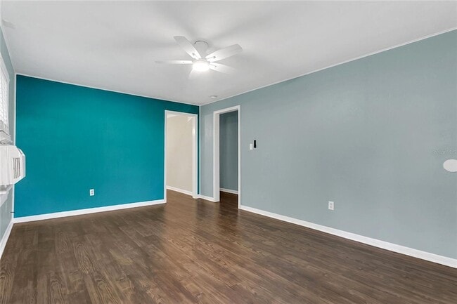 Building Photo - 1204 34th St