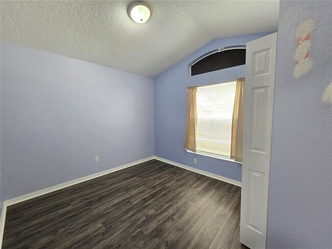 Building Photo - 10117 Somersby Dr