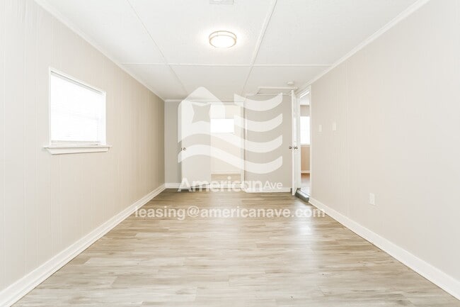 Building Photo - 3520 Pinewood Loop
