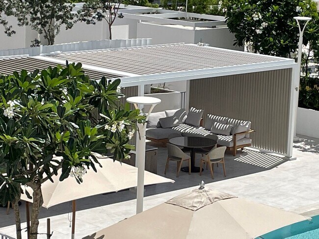 Building Photo - Brand NEW! Koula Studio