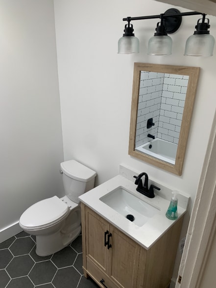 Building Photo - 3321 W 30th Ave