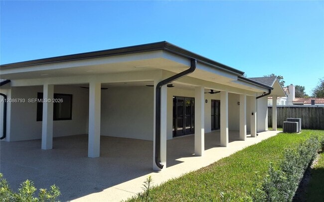 Building Photo - 216 Shadow Way