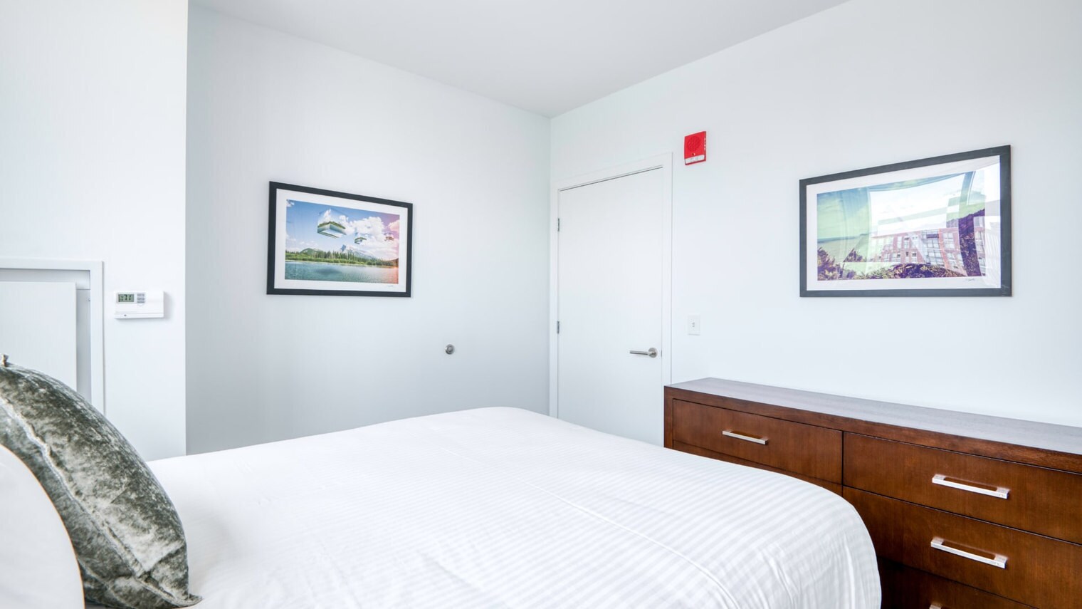 Building Photo - 250 Kendall St