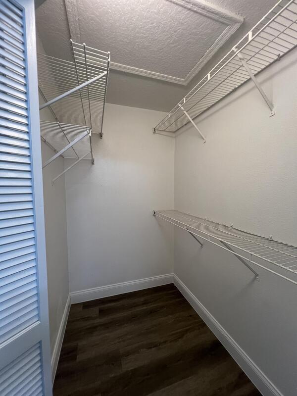 Building Photo - 1665 Slash Pine Pl