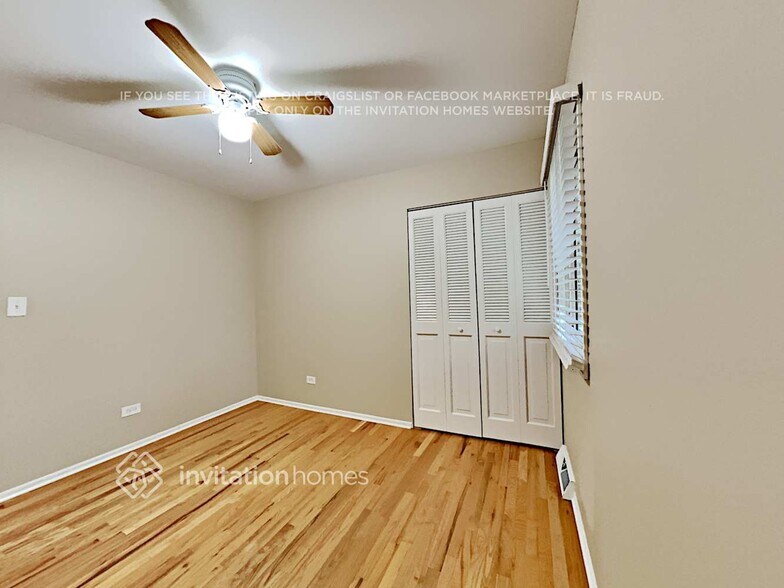 Building Photo - 415 Sussex Ct