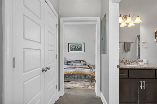 Interior Photo - Bailey Row - 2105