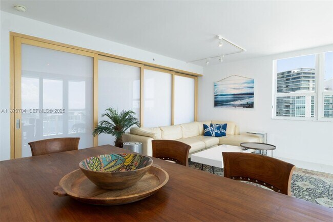 Building Photo - 90 Alton Rd