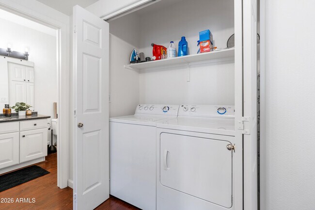 Building Photo - 7575 E Indian Bend Rd