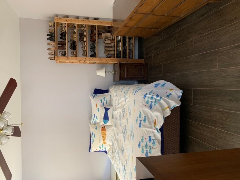 Building Photo - 1331 E Purdue Ave