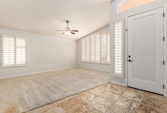 Building Photo - New Listing in Avondale