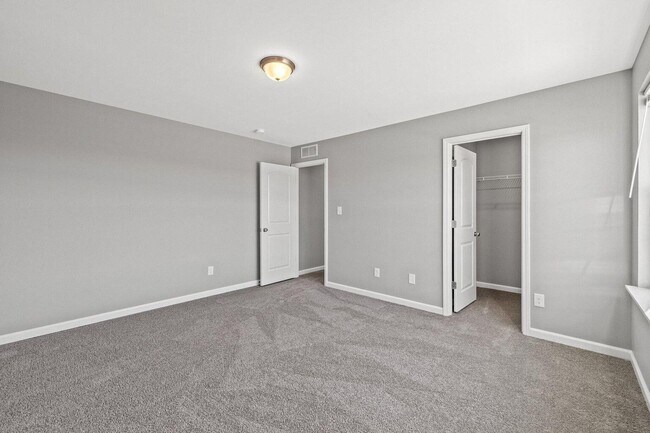 Building Photo - 222 Jared Parker Wy