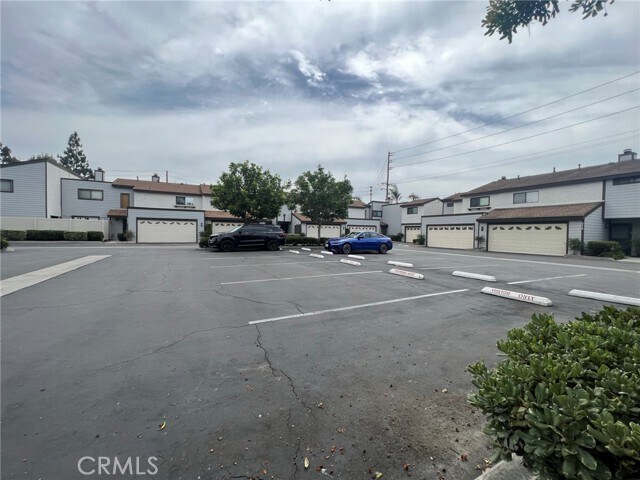 Building Photo - 8428 Linmar Meadows