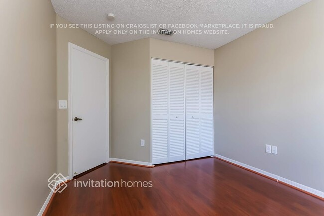 Building Photo - 2565 NW 80th Ave
