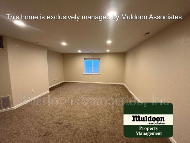 Building Photo - 6231 La Plata Peak Dr