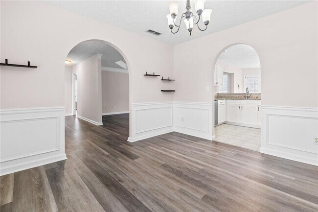 Building Photo - 3854 Wheaton Ct