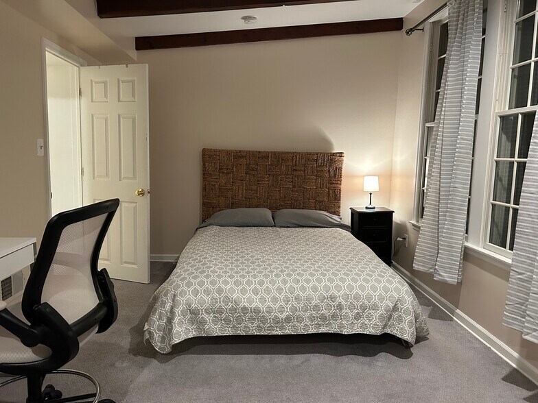 Bedroom - 277 Snowden Ln