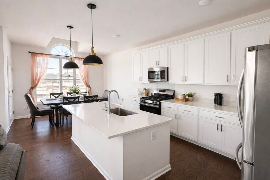 Building Photo - 49773 Lantern Way