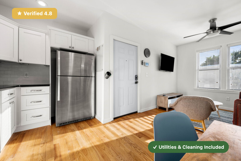 Building Photo - Furnished Bedroom with Private Ensuite Bath in East Boston!
