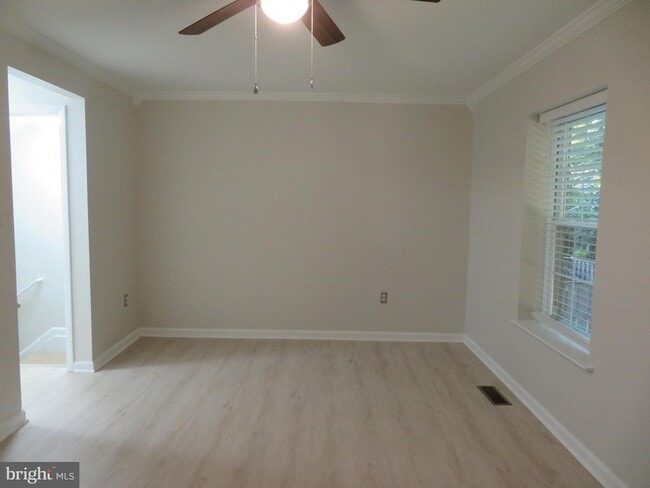 Building Photo - 9150 Lambskin Ln