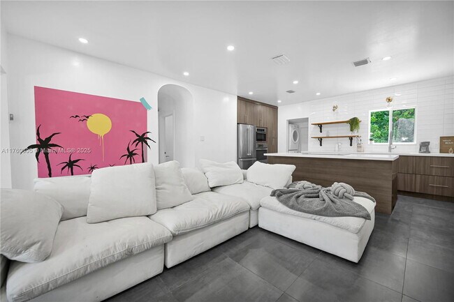 Building Photo - Northwest 50th Street, Miami, FL 33127 - 2...
