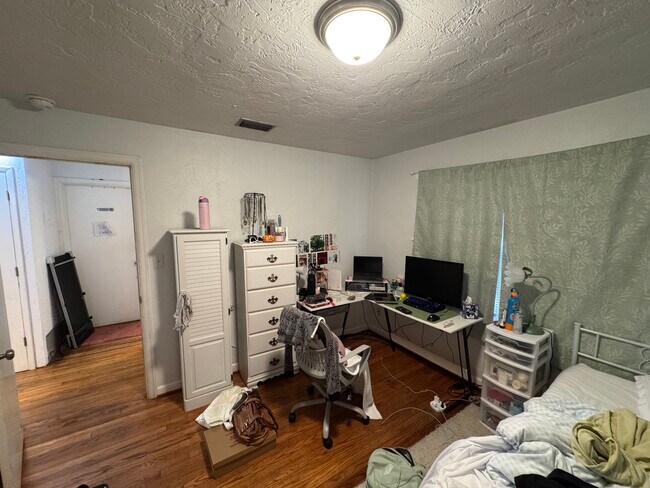 Bedroom 3 - 1536 NW 7th Ave