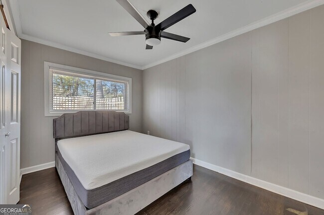 Building Photo - 1040 Herndon St NW