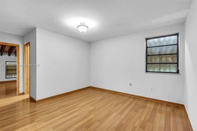 Building Photo - 12845 SW 49th Terrace