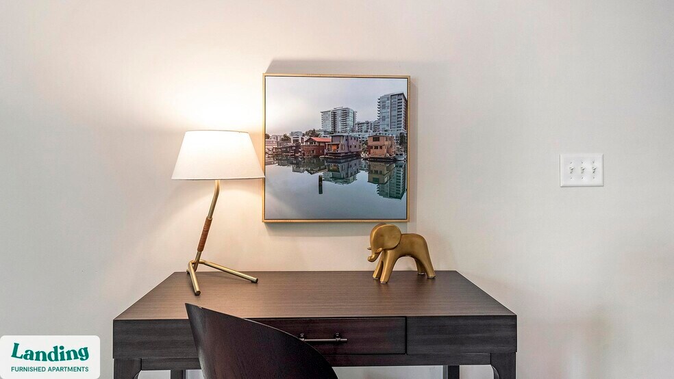 Building Photo - 5025 Wembley Central Ln