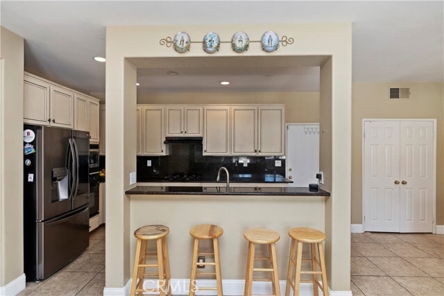 Building Photo - 42467 Thoroughbred Ln