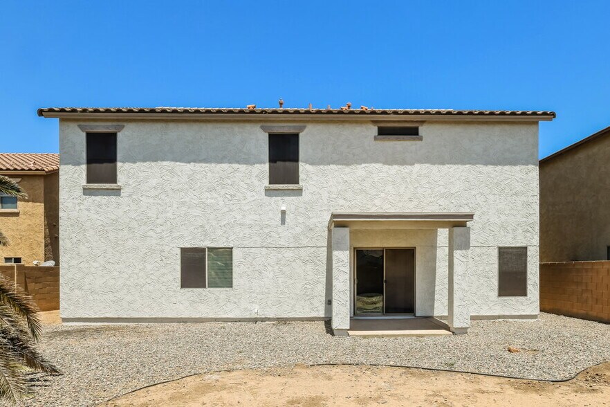Building Photo - 9427 W Monte Vista Rd