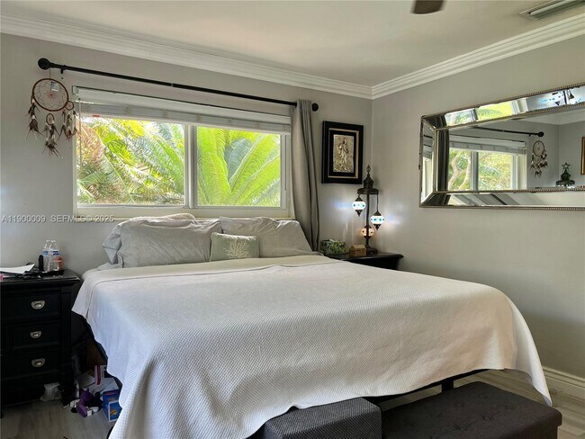 Building Photo - 10220 SW 160th St