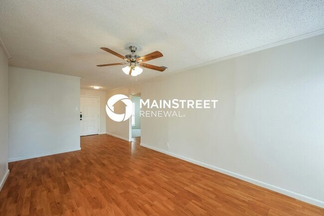 Building Photo - 3 Bedroom Pet-Friendly Home in San Antonio...